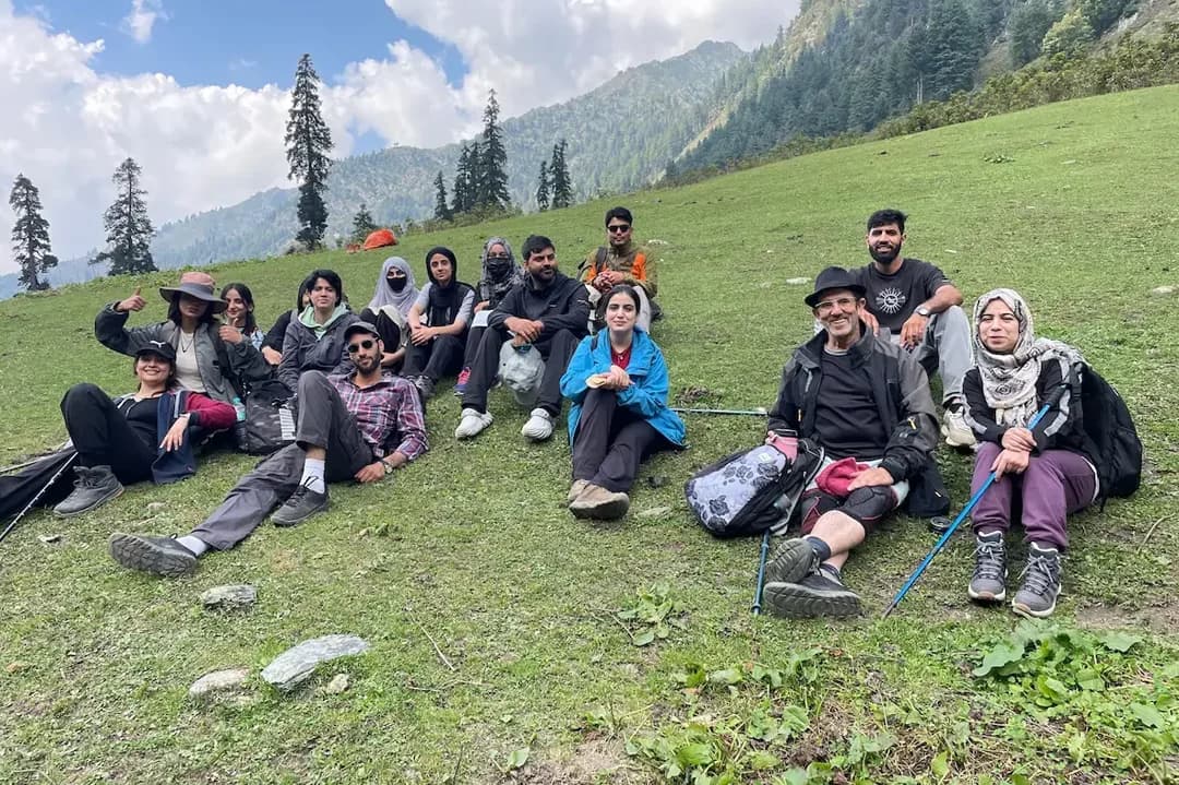 Offbeat Kashmir Group Tour thumbnail 3